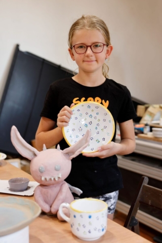 Olivia so svojimi výrobkami