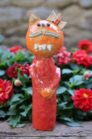 Hankina červeno-oranžová mačka zubatá, trojoká